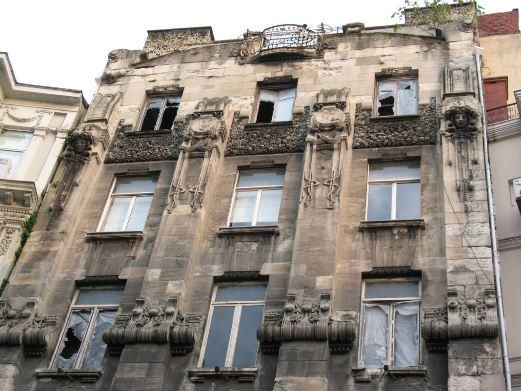 Beyoğlu'nun ismindeki "Bey" ve "Oğlu" Kim? - Resim: 5